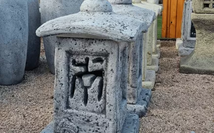 Kerti lámpa, világítás - Műkő kerti lámpások