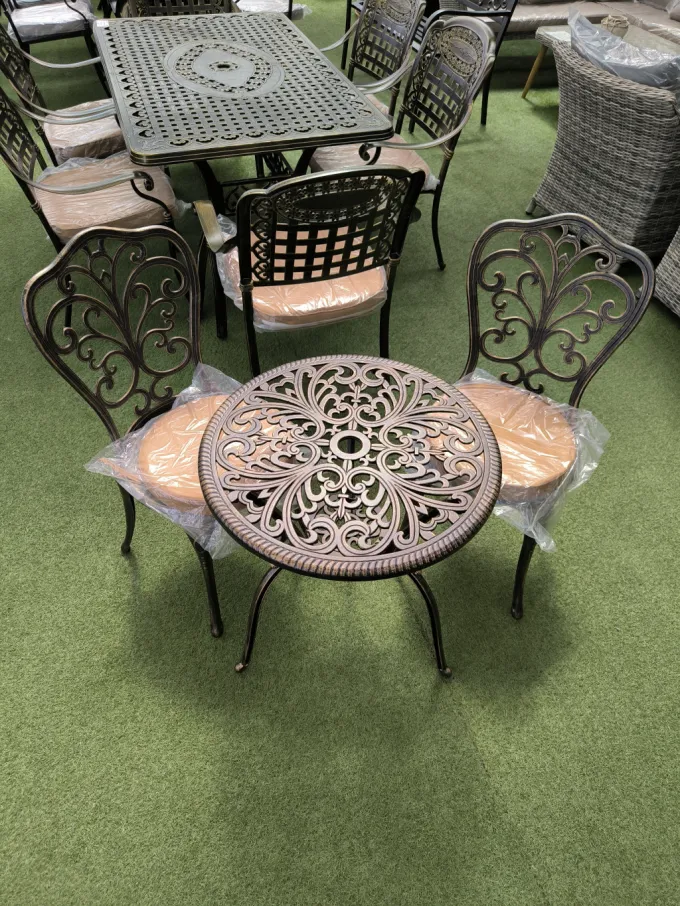 Alumínium asztal 60x60 +szék bronz+ párna (61260BR)