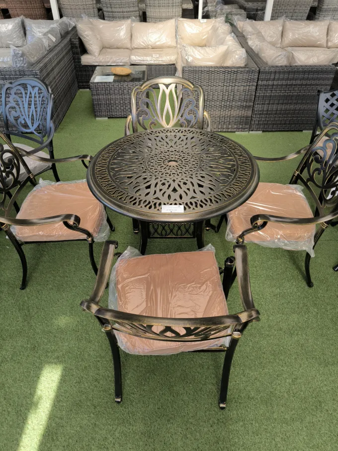 Alumínium asztal 90x90 +szék bronz + párna (61290BR)