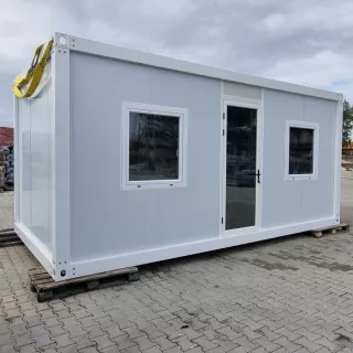 Irodai konténer ablakokkal 6x3 m fehér