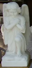 Térdeplő angyal szobor (300036)