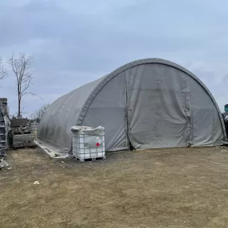 Egyedileg épített sátor